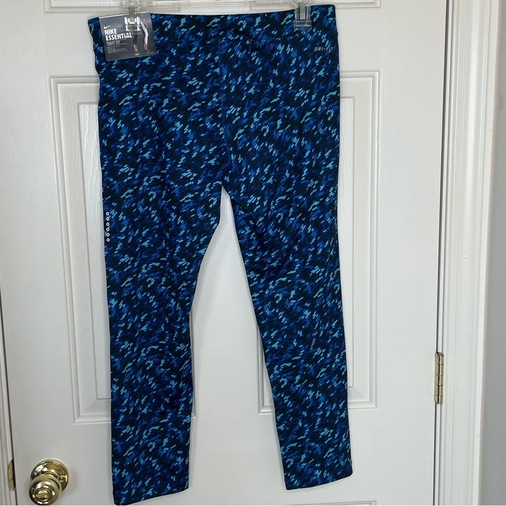 Nike Dri-Fit tight fit crop length blue leggings L - Picture 4 of 9